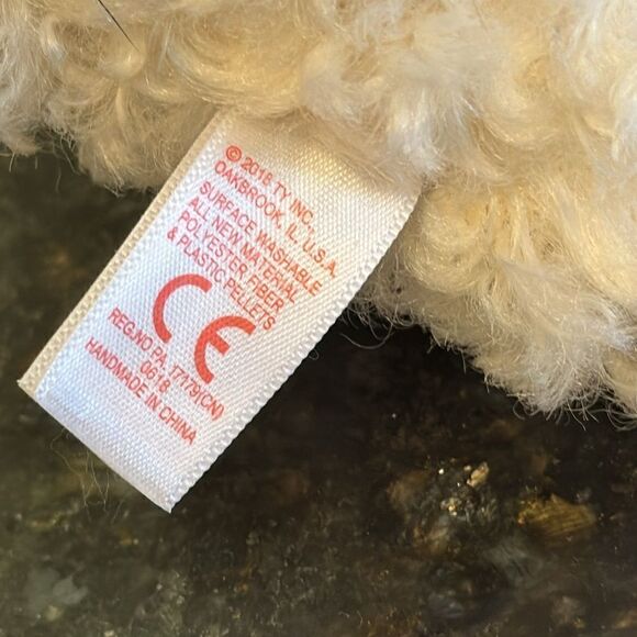 TY Beanie Baby 6" LILY White Llama Plush Animal Stuffed Toy MWMTs Ty Heart Tags - Picture 10 of 10